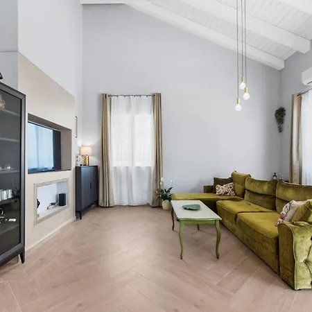 Modern With Swimming Pool And Fenced Garden